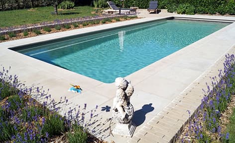 Swimming pool image 3